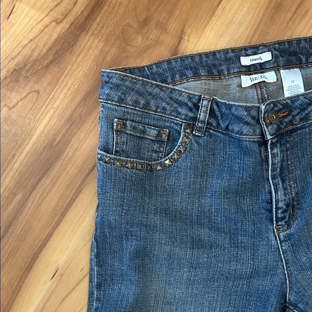 liz & co. Women's Boyfriend Jeans in Medium Blue Wash - Picture 3 of 5